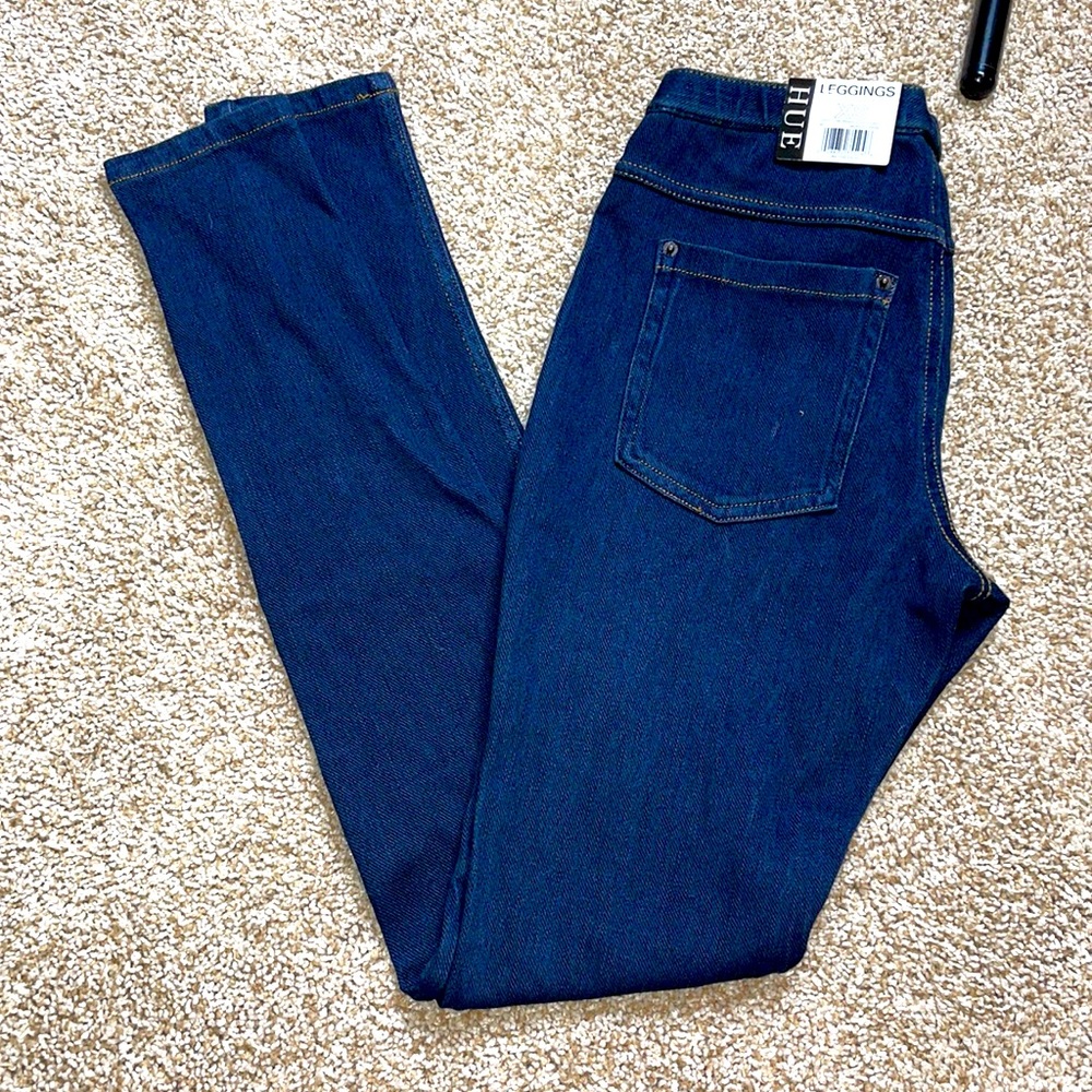 NWT Hue Jeggings